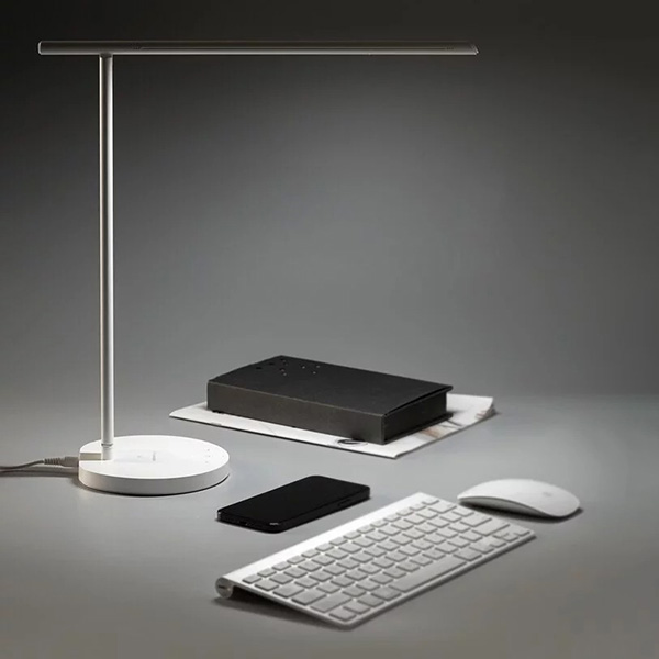 Momax-LED Lamp with wireless charger(With apps):圖片 8