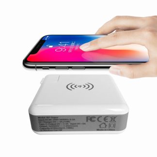 Mulit-functional wireless charger power bank